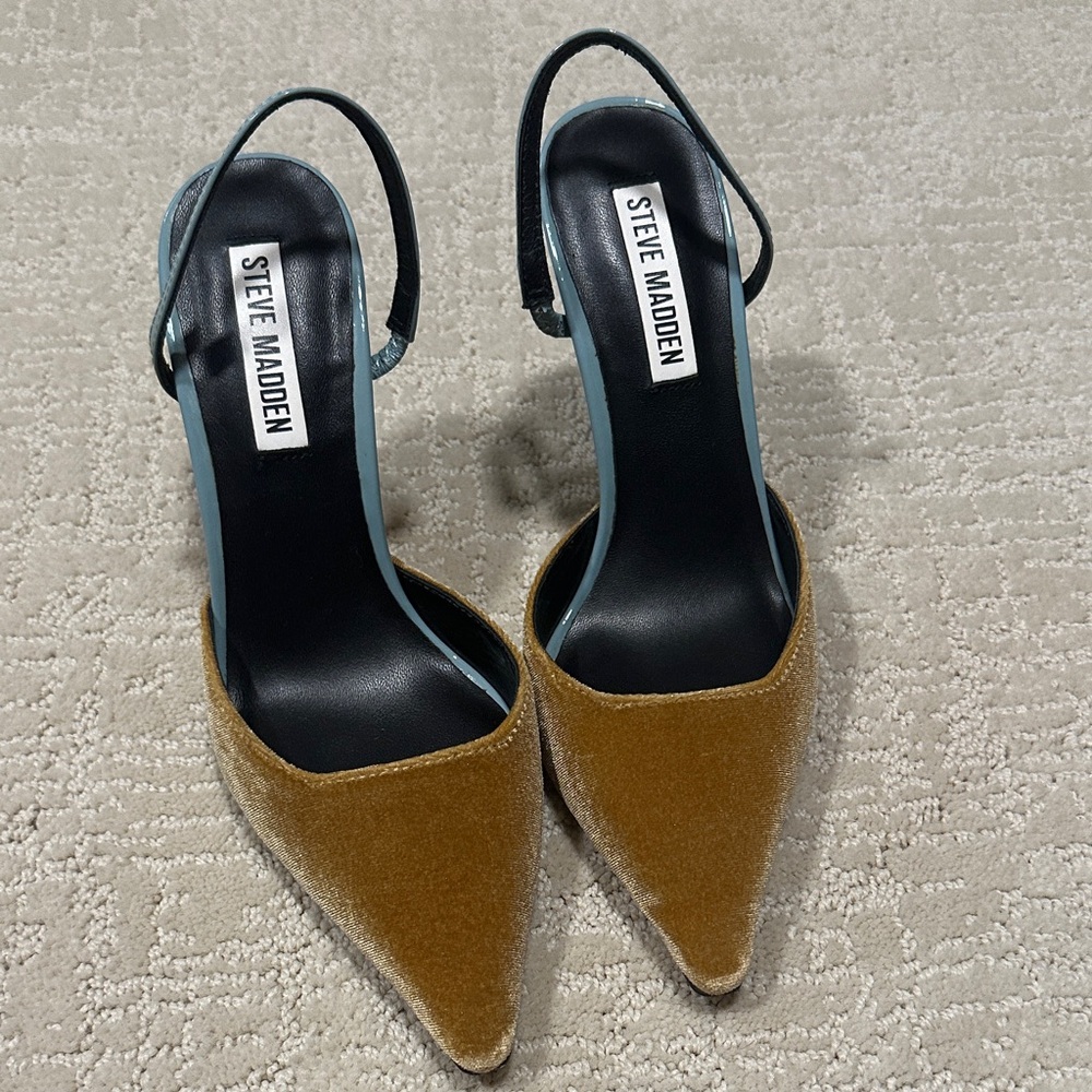 Steve Madden - Picture 2 of 4